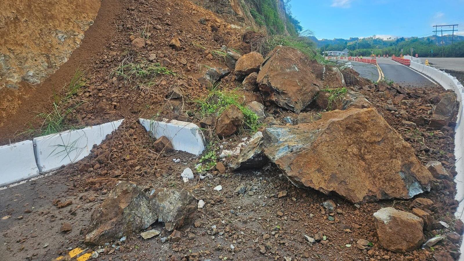 carretera PR-10 en dirección de Utuado hacia Arecibo