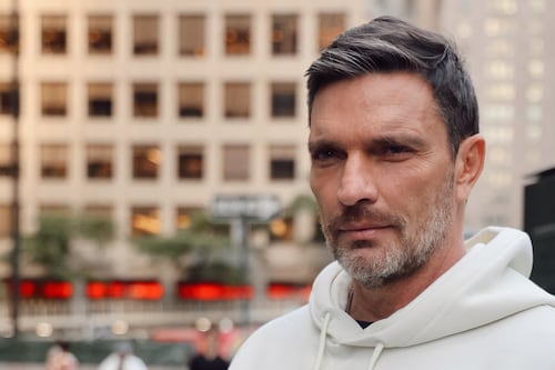Julián Gil estalla contra participante de ‘reality show’: “Te apuesto los $190 mil que tú no ganas esto”