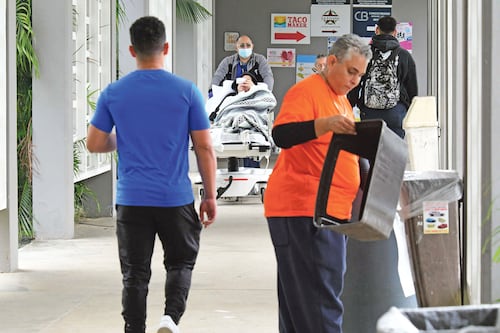 Casi 600 enfermeros del Universitario y Pediátrico recibirán diferencial tras atraso con ajuste salarial