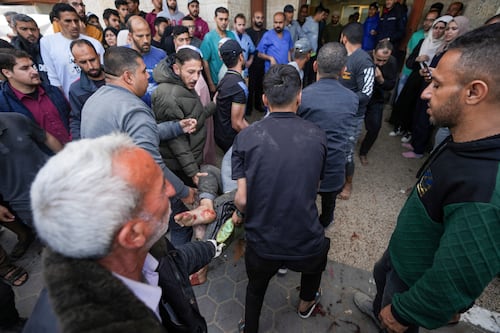 Tropas israelíes se retiran del principal hospital de Gaza tras dos semanas de asalto