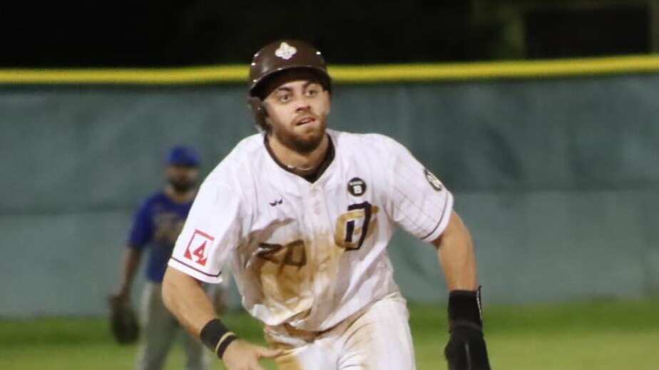 Danny Figueroa de los Guapos de Dorado.