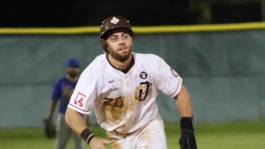 Danny Figueroa de los Guapos de Dorado.