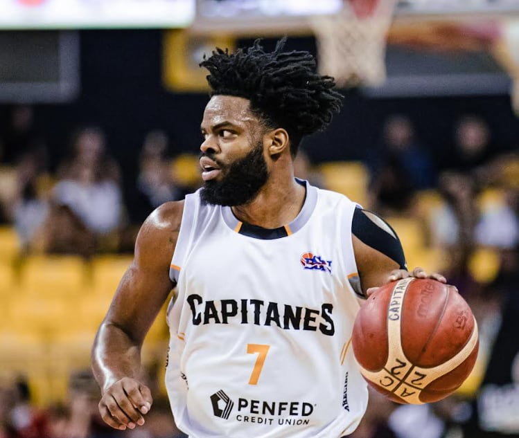 Arecibo remonta en los minutos finales y derrota a Quebradillas