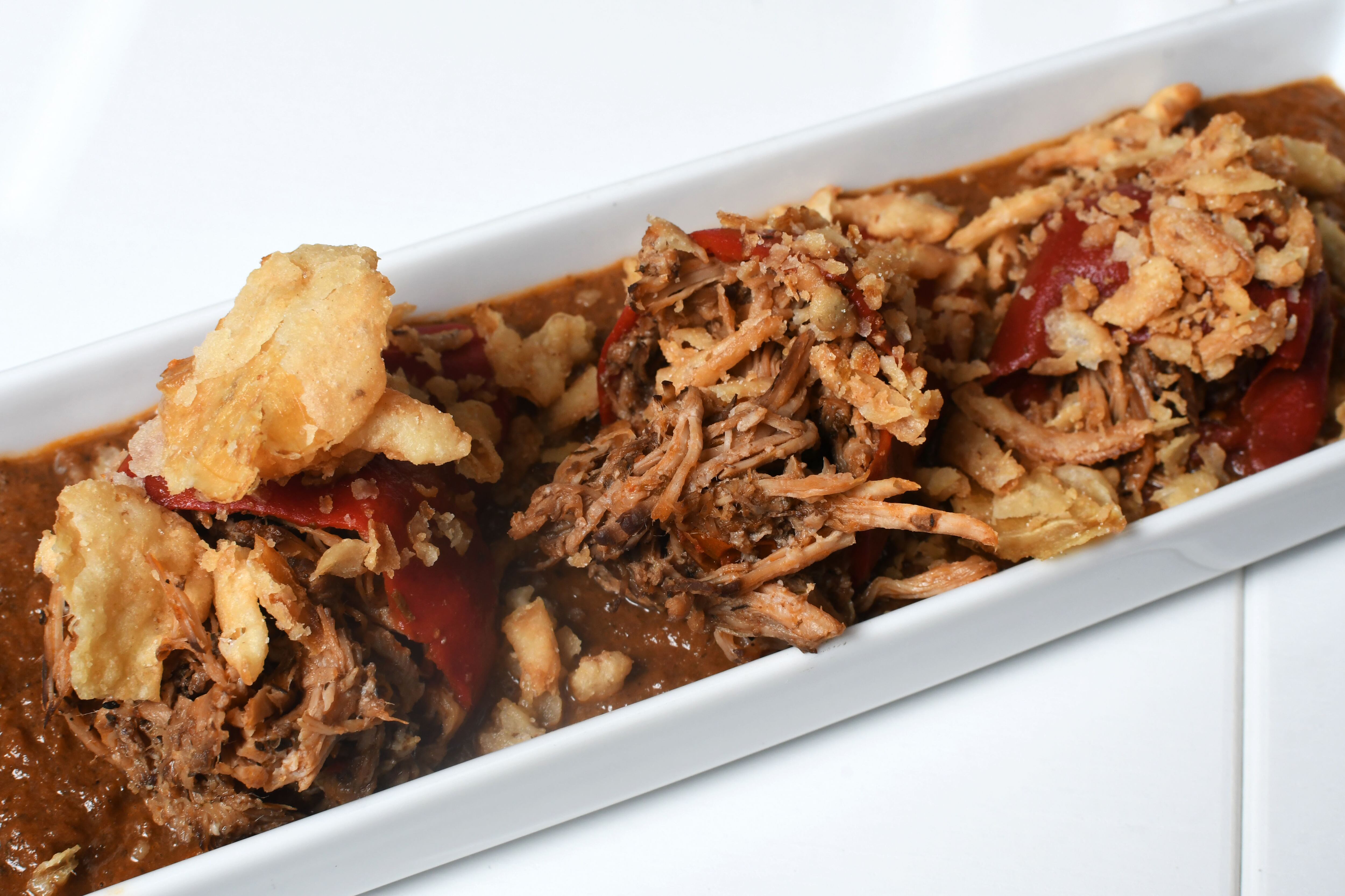 Chef Luis Diaz, cochinillo y otros platos. Metro PR 4 de octubre de 2024