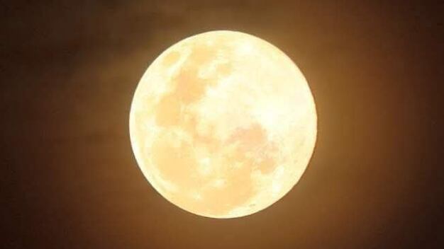 Impacto de la superluna del 5 de noviembre en tu signo zodiacal