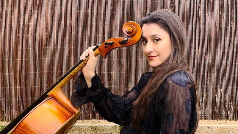Violonchelista española Montserrat Egea.