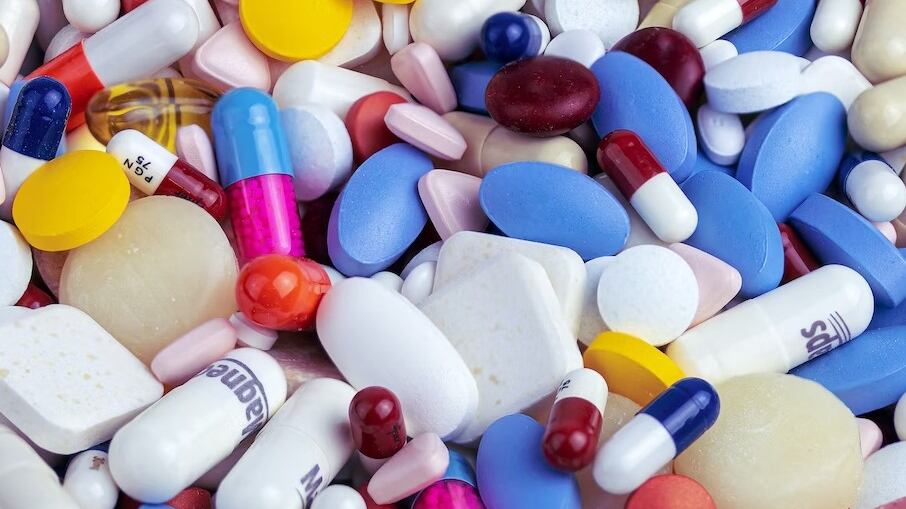 Todos los medicamentos deben tomarse bajo supervisión médica