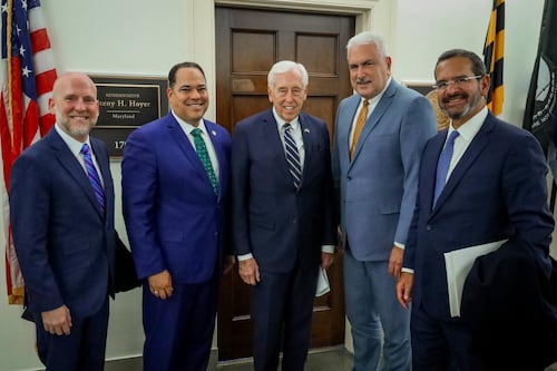 Senadores realizan reuniones en Washington para asegurar extensión de fondos de Medicaid para Puerto Rico