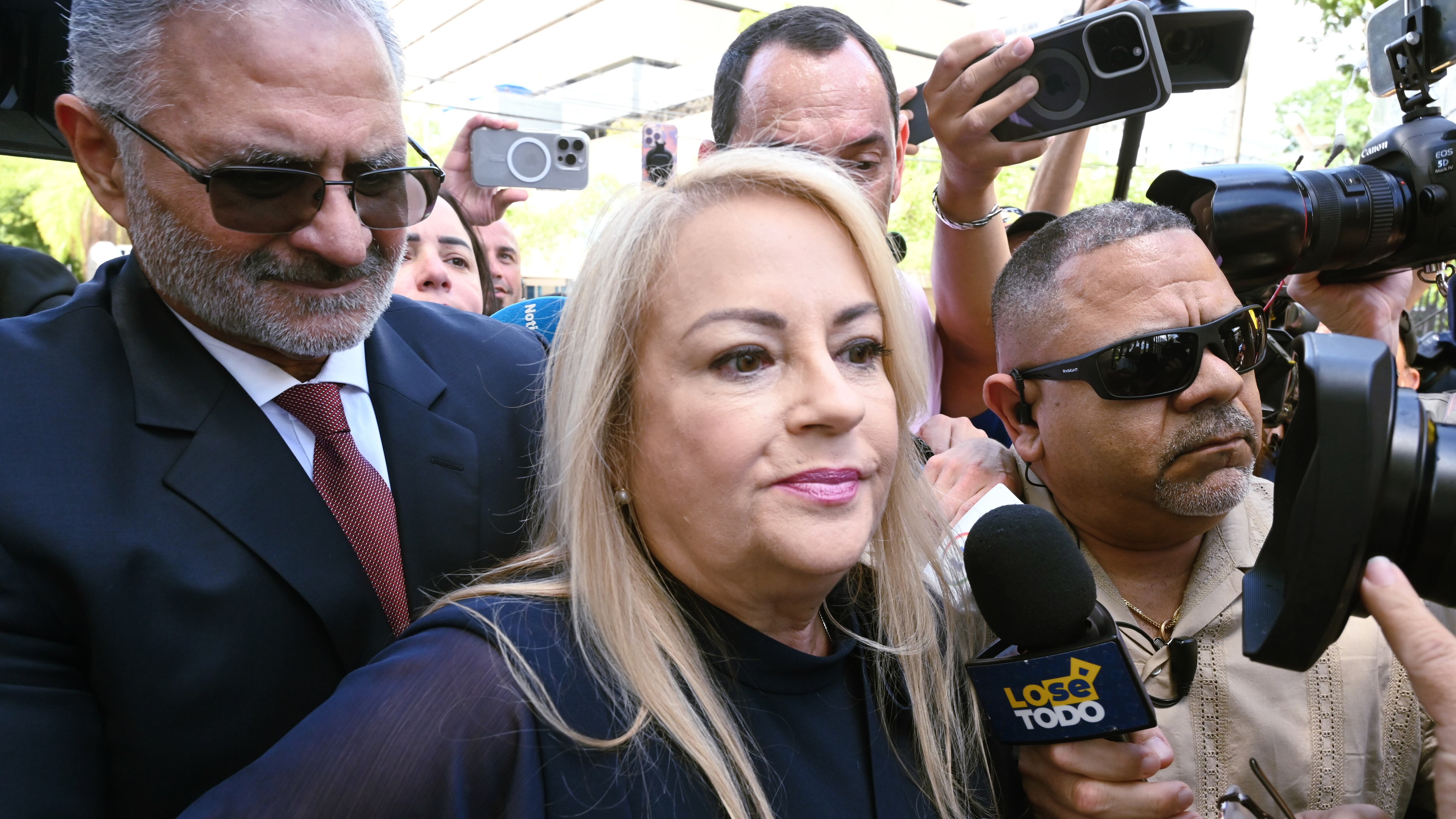 La ex gobernadora, Wanda Vazquez, llega al Tribunal Federal para declararse culpable
