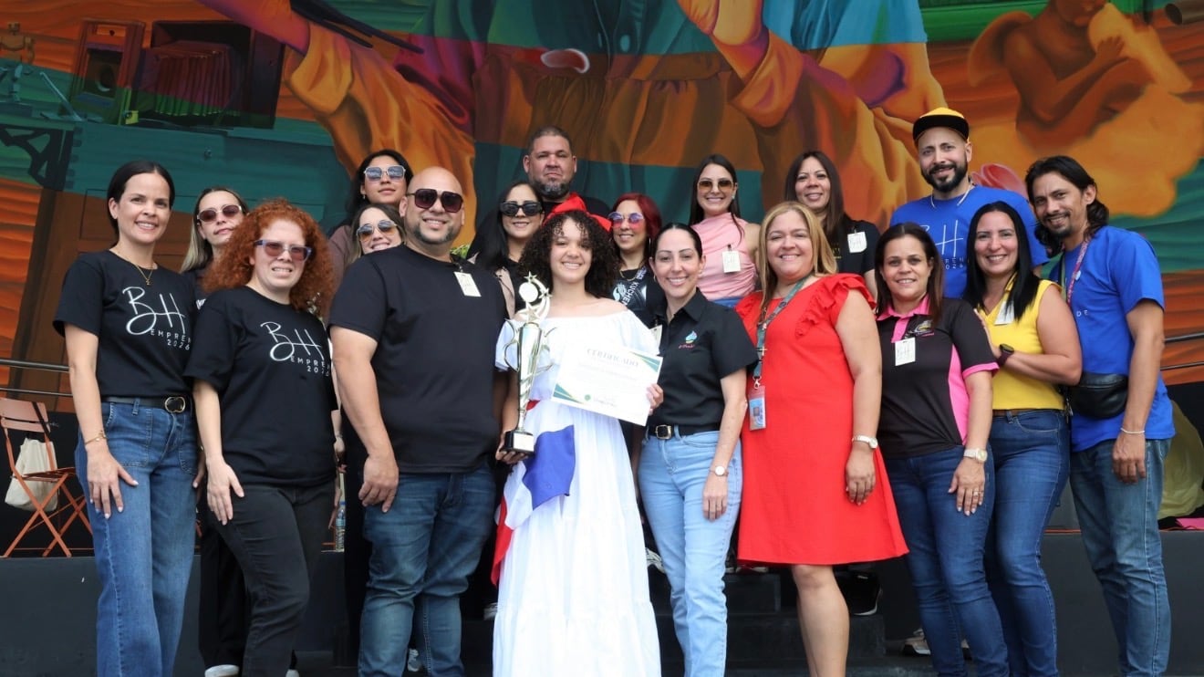 Celebran jóvenes de Cayey con nuevas ideas de negocios.