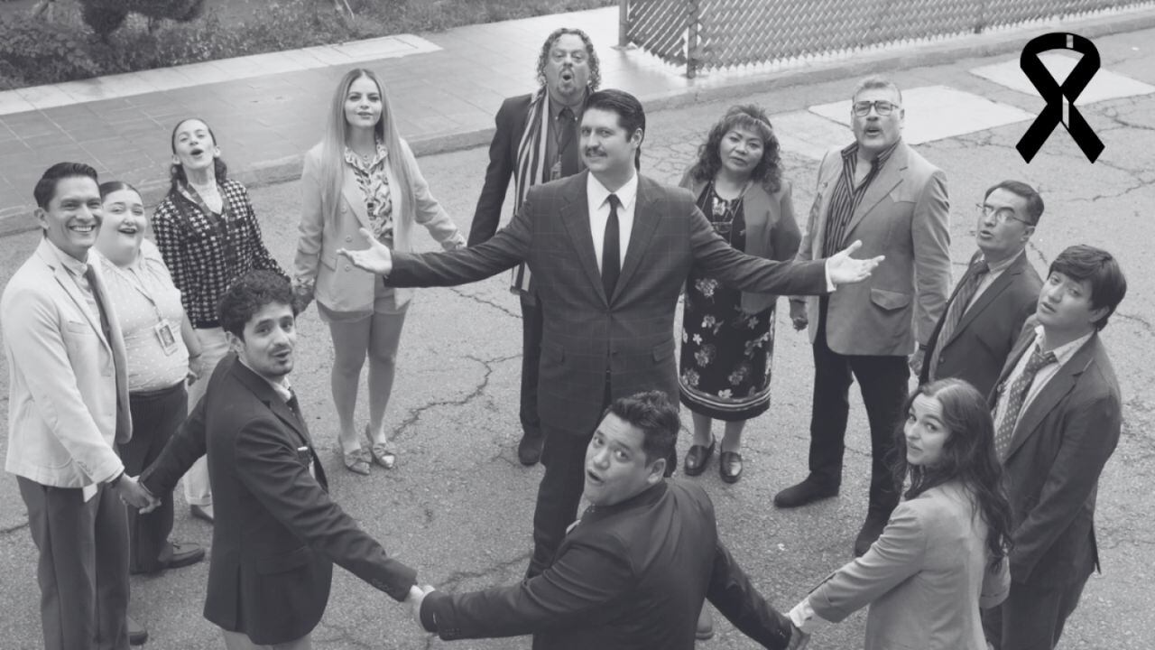 Un actor de la exitosa serie, anunció la muerte de su madre