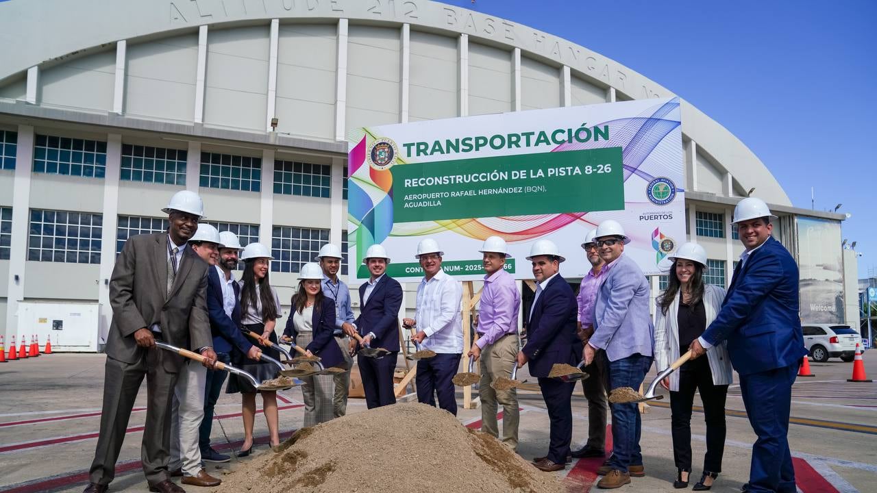 Anuncia millonaria inversión para nueva pista del Aeropuerto Internacional Rafael Hernández en Aguadilla.