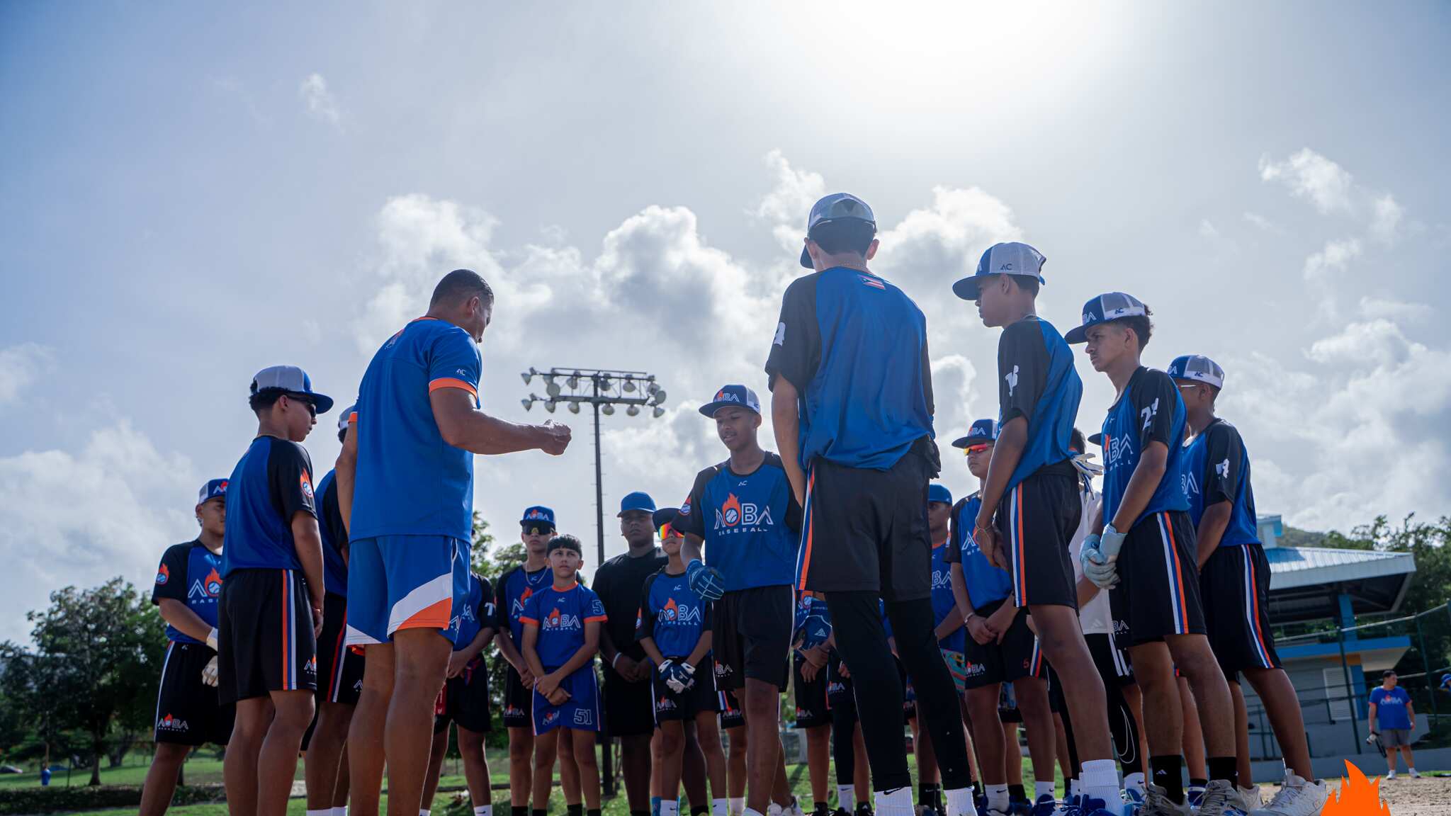 ‘Tryouts’ de béisbol para estudiantes de 7mo a 12mo grado.