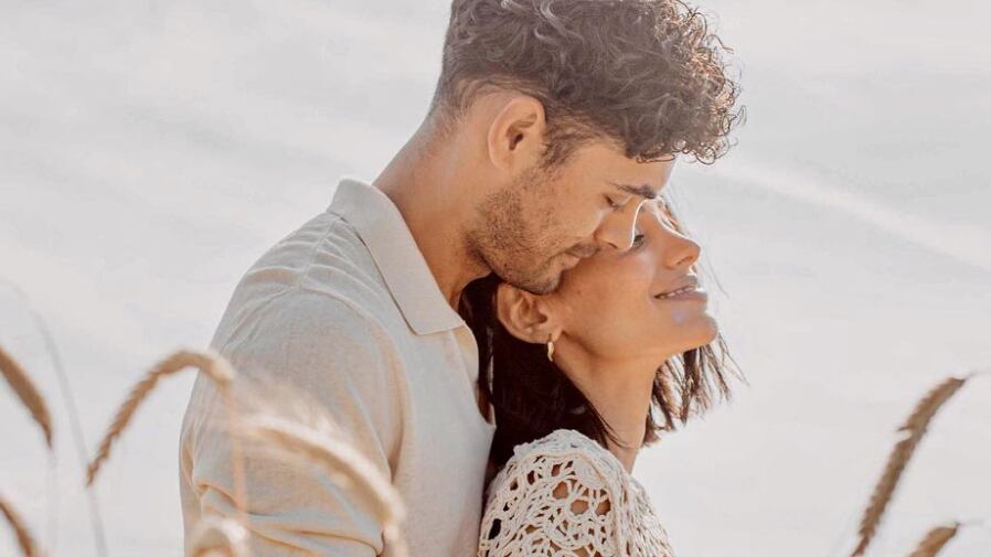 Monic Pérez y su esposo.