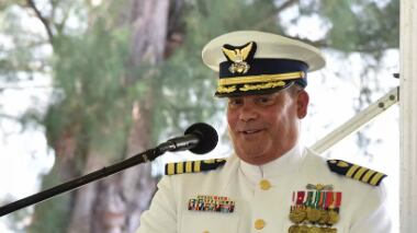 Capitán de navío Luis Rodríguez.