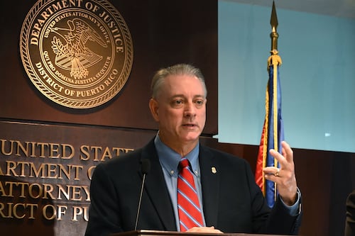 Sentencian a dos hombres a prisión por delitos de explotación infantil