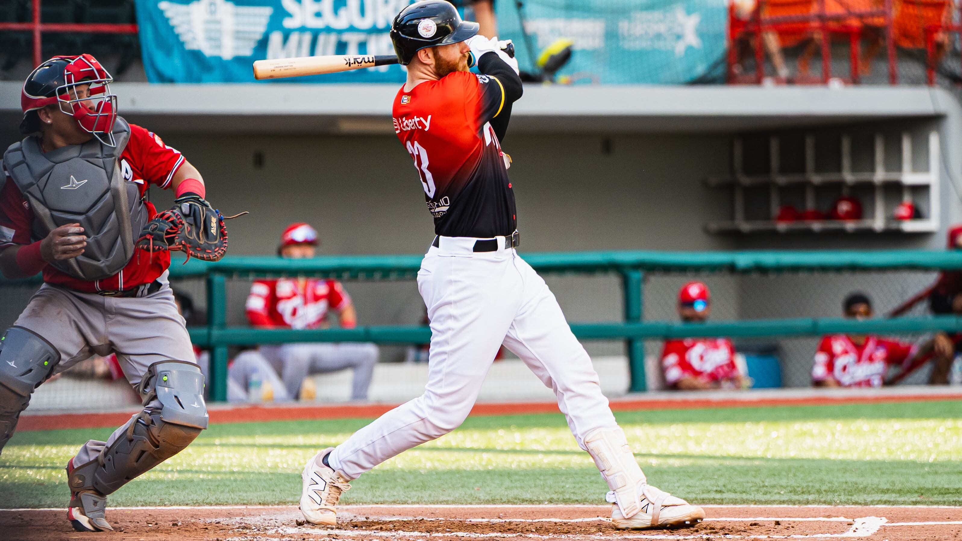 Caen los Leones de Ponce ante los Criollos de Caguas en el béisbol invernal