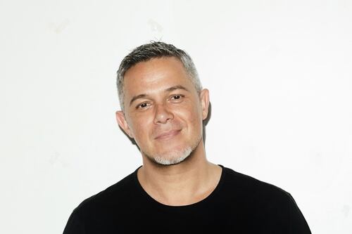 Alejandro Sanz molesto por rumores de su detención