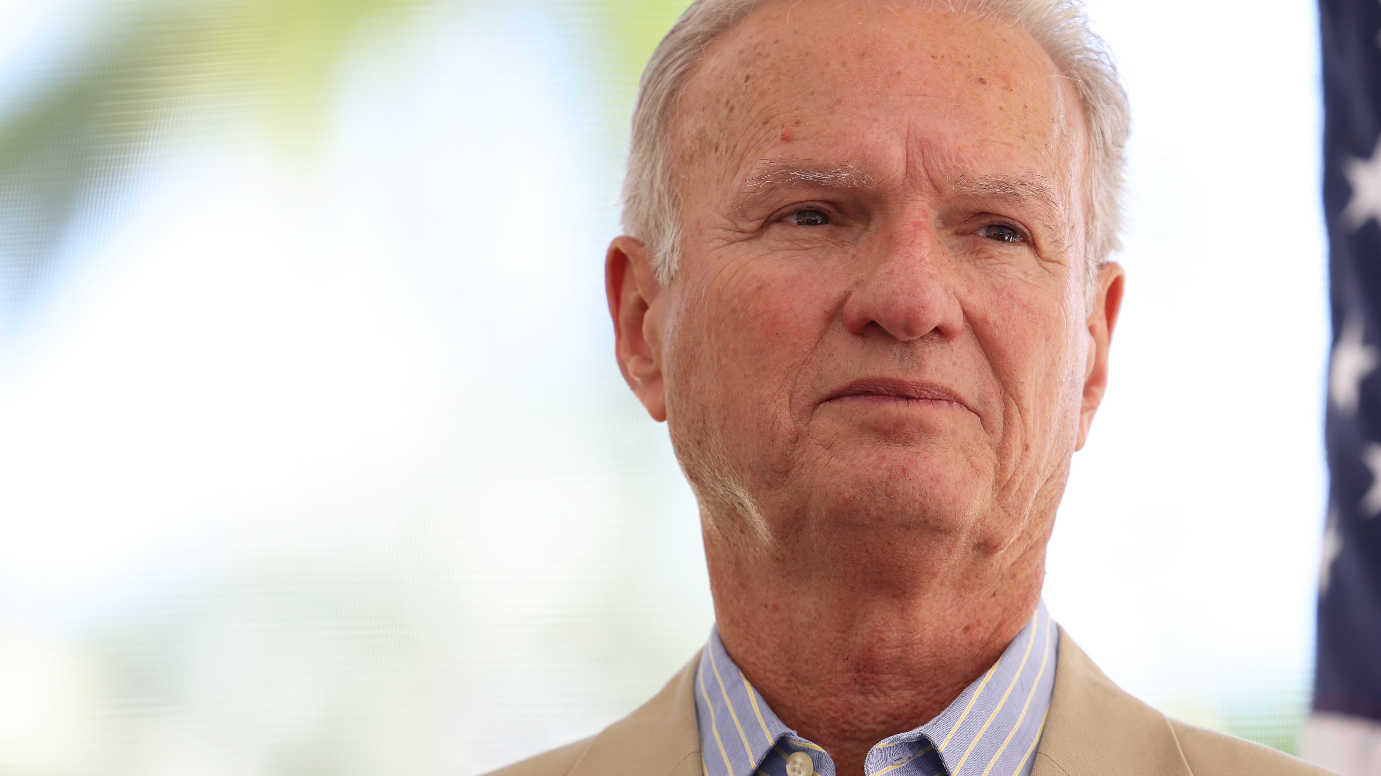 En el Municipio de Bayamón se inició un censo, pero solo identifica a 31 electrodependientes entre sus residentes. El alcalde Ramón Luis Rivera Cruz le dio la bienvenida a cualquier esfuerzo que les ayude a mejorar su lista.