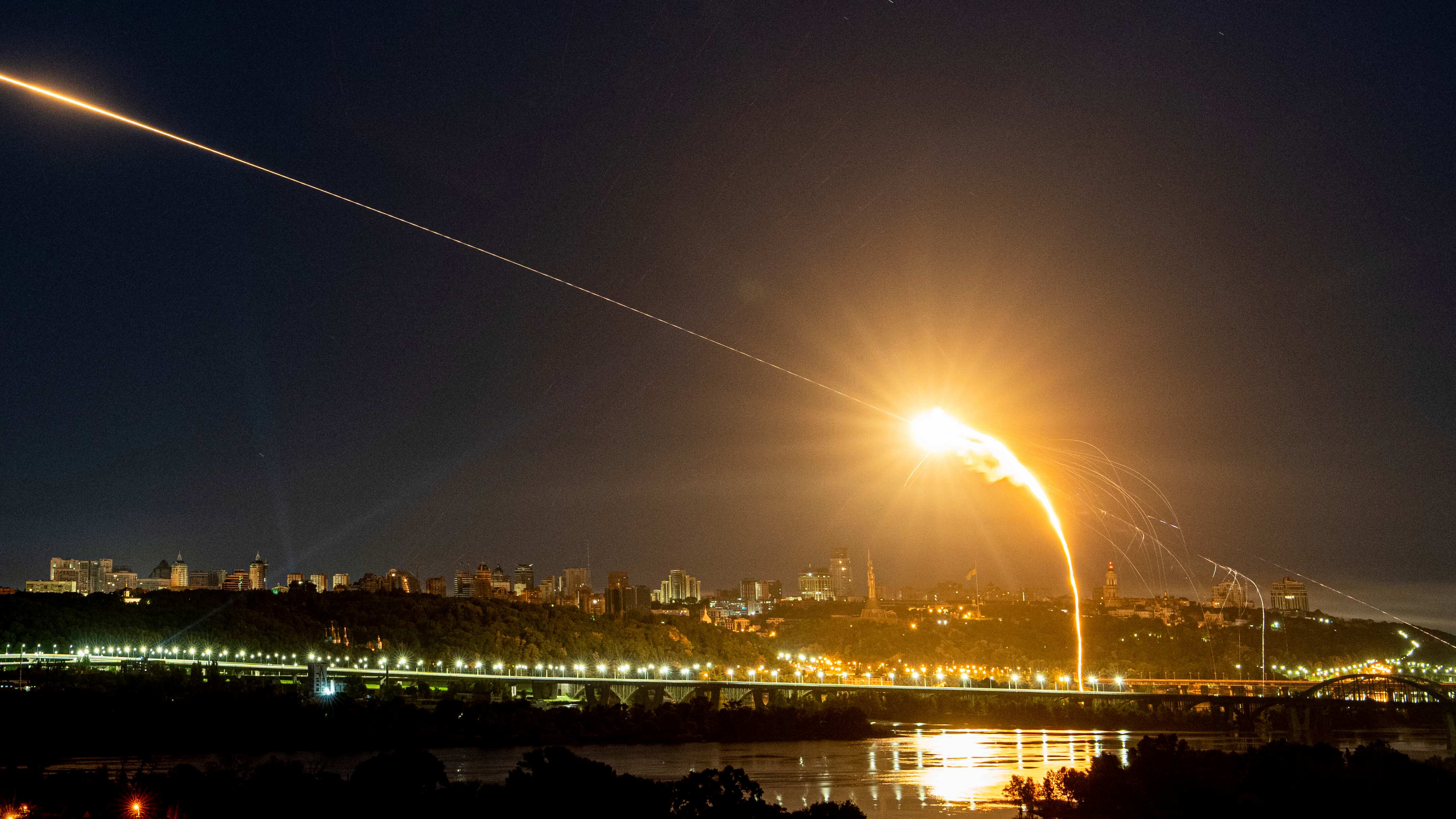 Rusia lanzó su tercer ataque balístico contra Kiev en menos de 24 horas