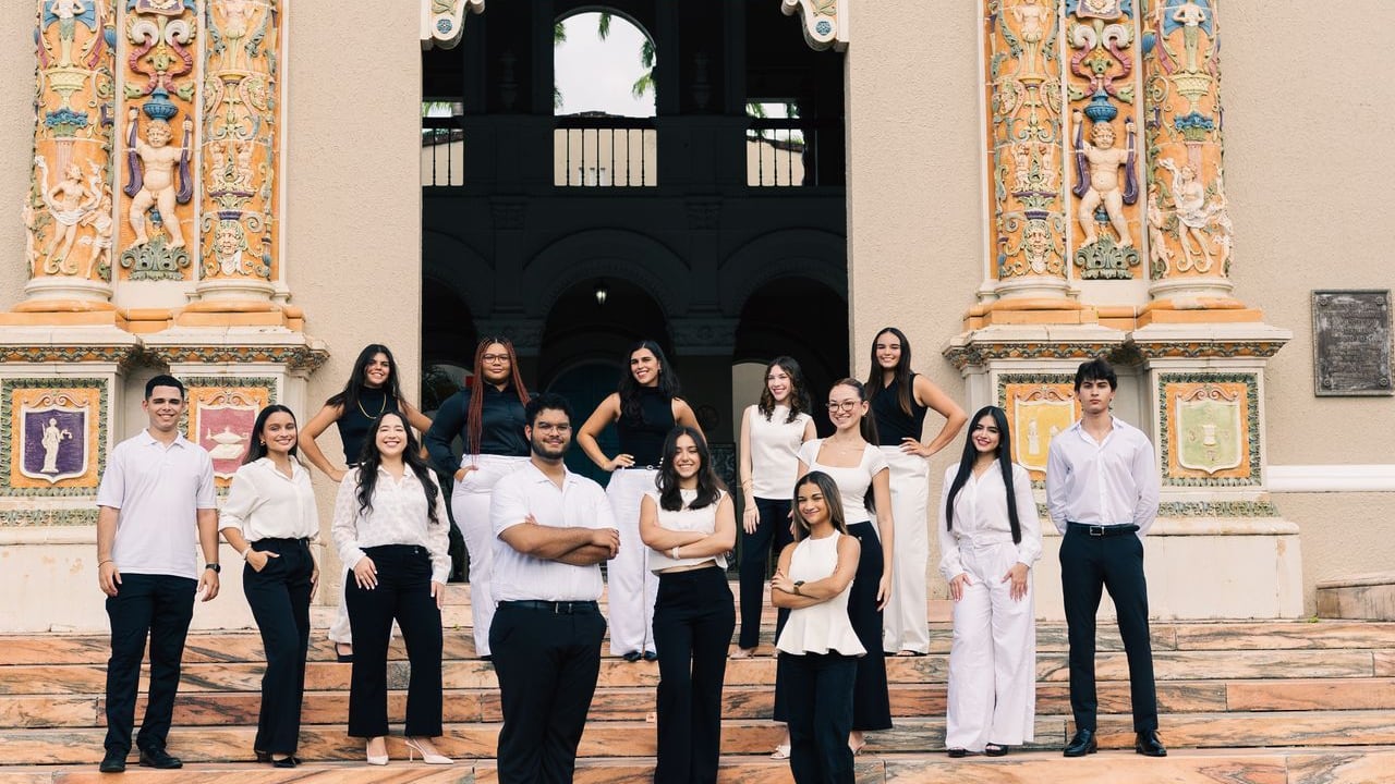 Estudiantes del capítulo de la American Marketing Association de la Universidad de Puerto Rico.