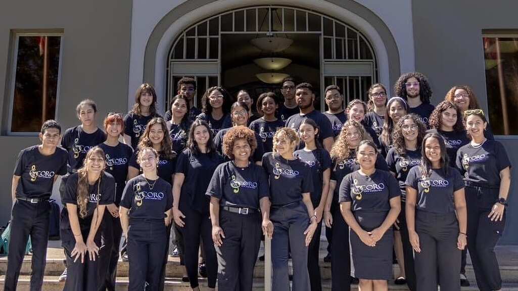 Coro de la UPR de Carolina.