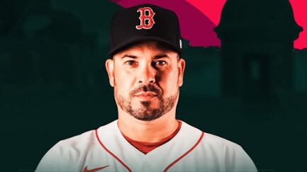 Ramón Vázquez coach de primera base de Puerto Rico.