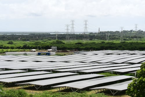 NEPR aprueba expansión de proyectos de energía solar y almacenamiento