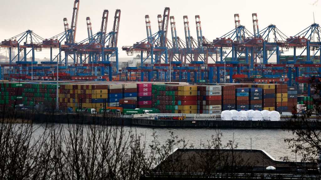 China y Canadá toman represalias ante aranceles estadounidenses. Foto: Getty.