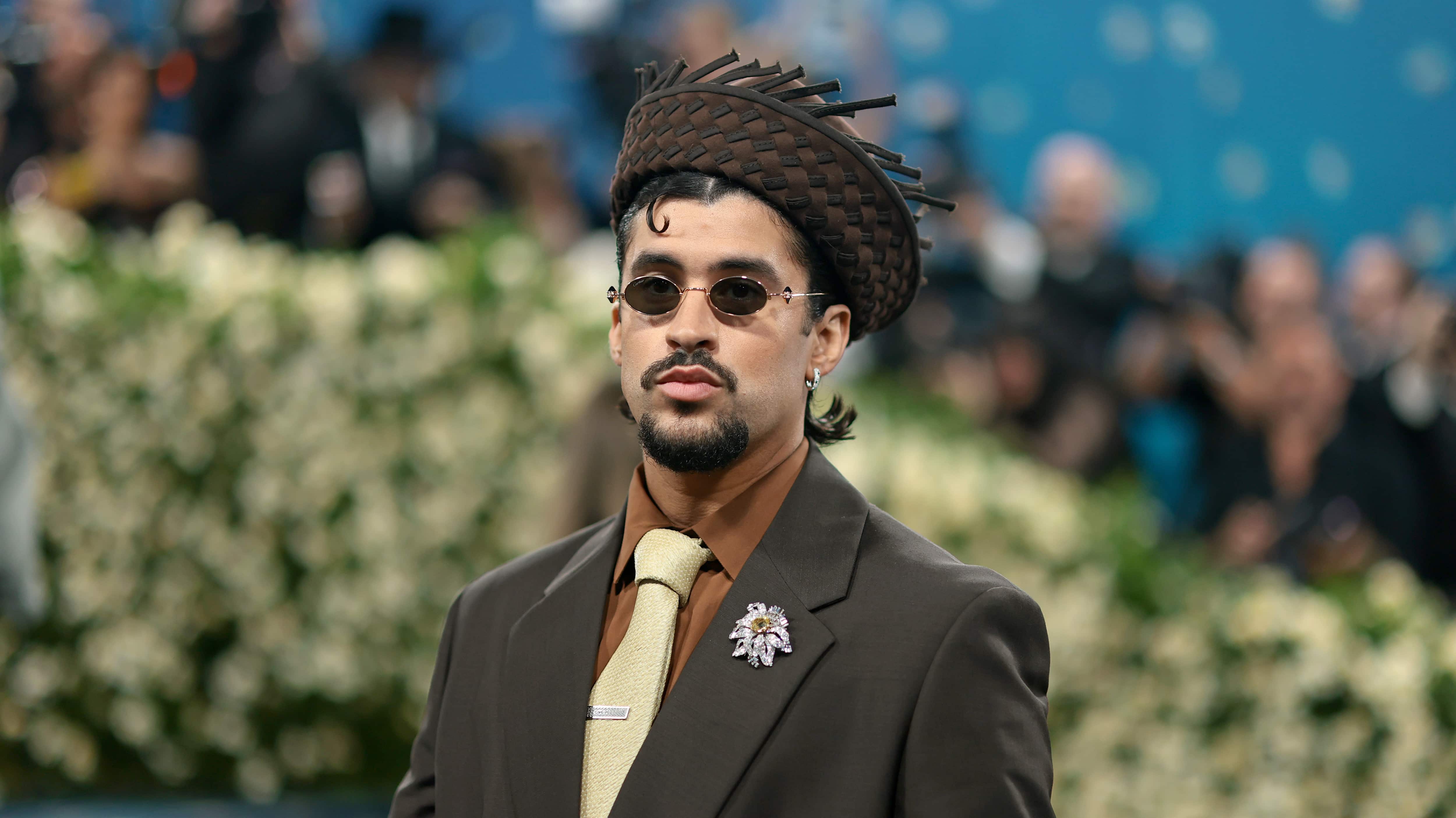 Bad Bunny asiste a la Met Gala 2025 celebrando "Superfine: Tailoring Black Style" en el Museo Metropolitano de Arte el 5 de mayo de 2025 en la ciudad de Nueva York. (Foto por Dimitrios Kambouris/Getty Images para The Met Museum/Vogue)