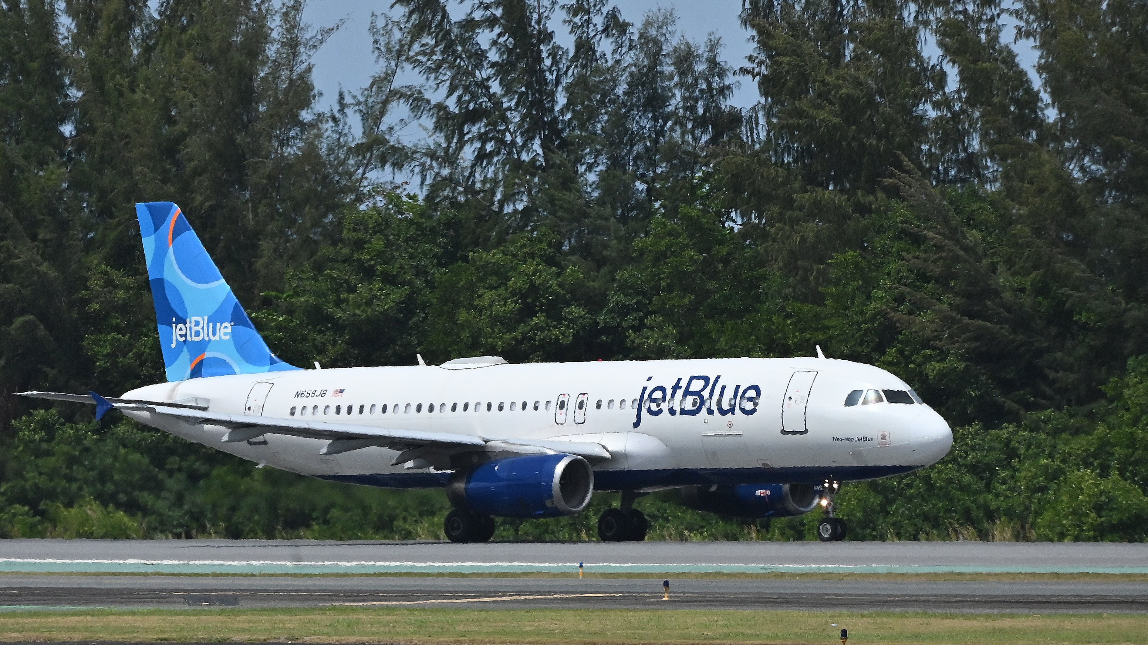 Jet Blue. Aeropuerto Luis Muñoz Marín. Carolina