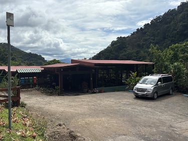 Hotel Quelitales.  Provincia de Cartago, Cachí, Costa Rica. Metro Puerto Rico. 30 de abril de 2025. (Fabiana S. Delpin Rivera).