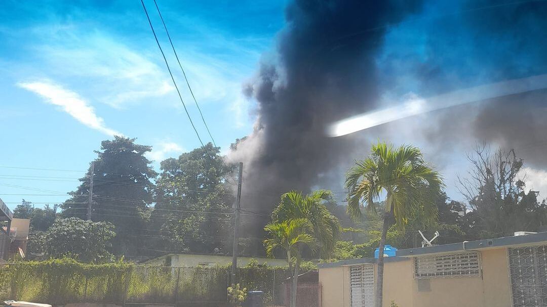 Fuego en Aguadilla.