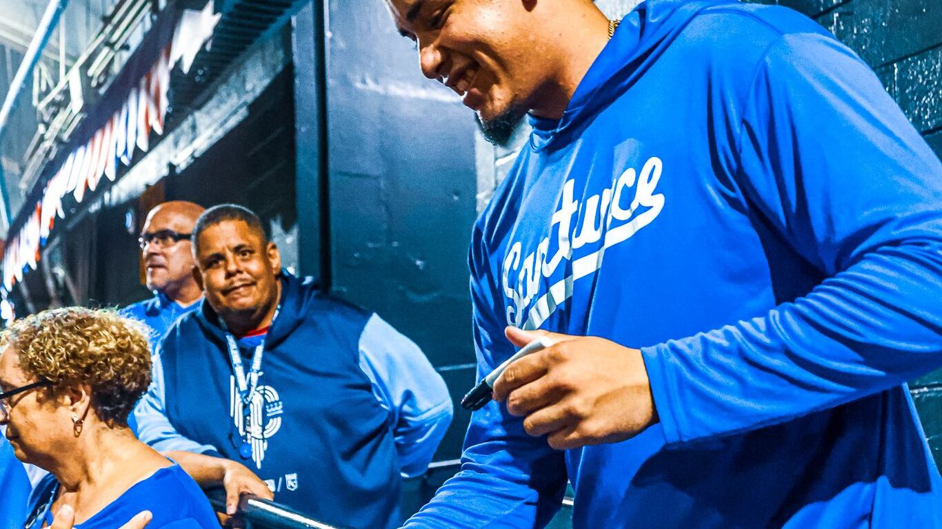 Los Cangrejeros de Santurce visistan hoy a los Gigantes de Carolina
