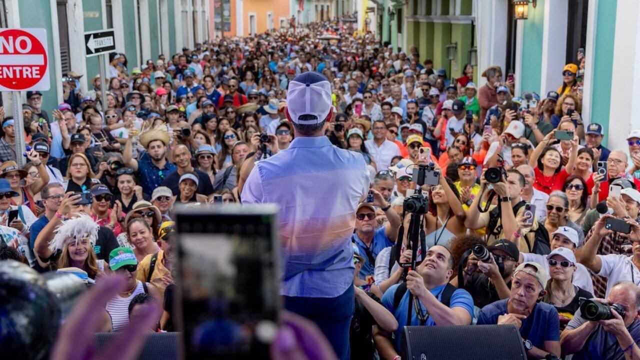 El alcalde de San Juan en las Fiestas de la Calle San Sebastián.