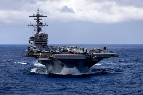 EE. UU. despliega un tercer portaaviones en Oriente Próximo en plena tregua con Irán