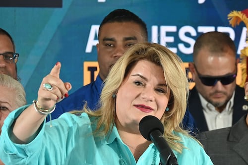 Gobierno anuncia prórroga en pagos de agua y contribuciones para empleados federales afectados