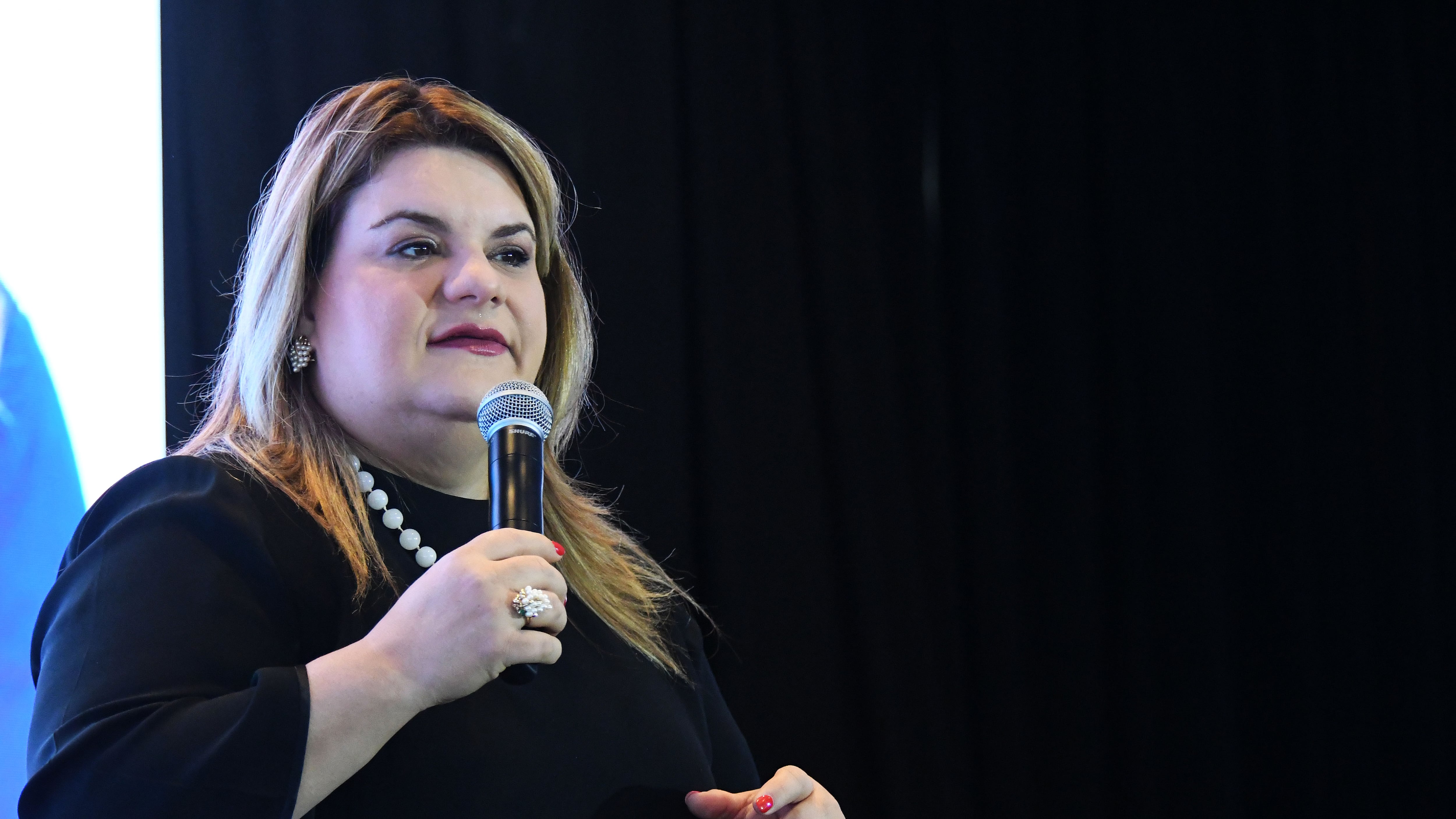 La gobernadora electa, Jennifer González, en la reunión de la Camara de Comercio de Puerto Rico