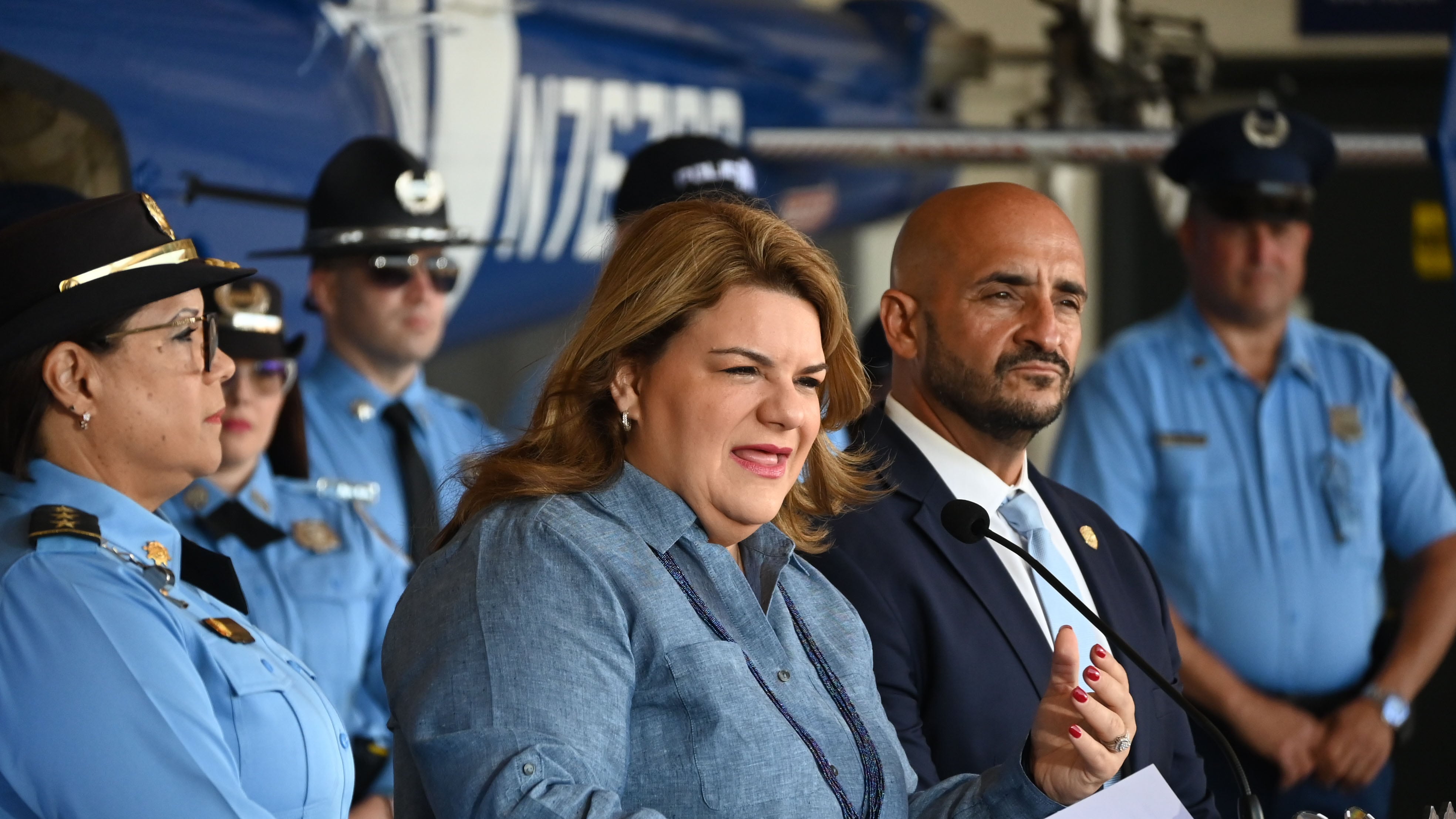 La Policía de Puerto Rico recibe dos helicópteros Bell, entre otro equipo.