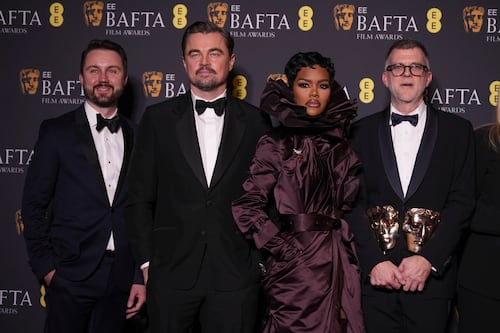 ‘Una batalla tras otra’ gana seis premios en los BAFTA; ‘Frankenstein’ logra tres