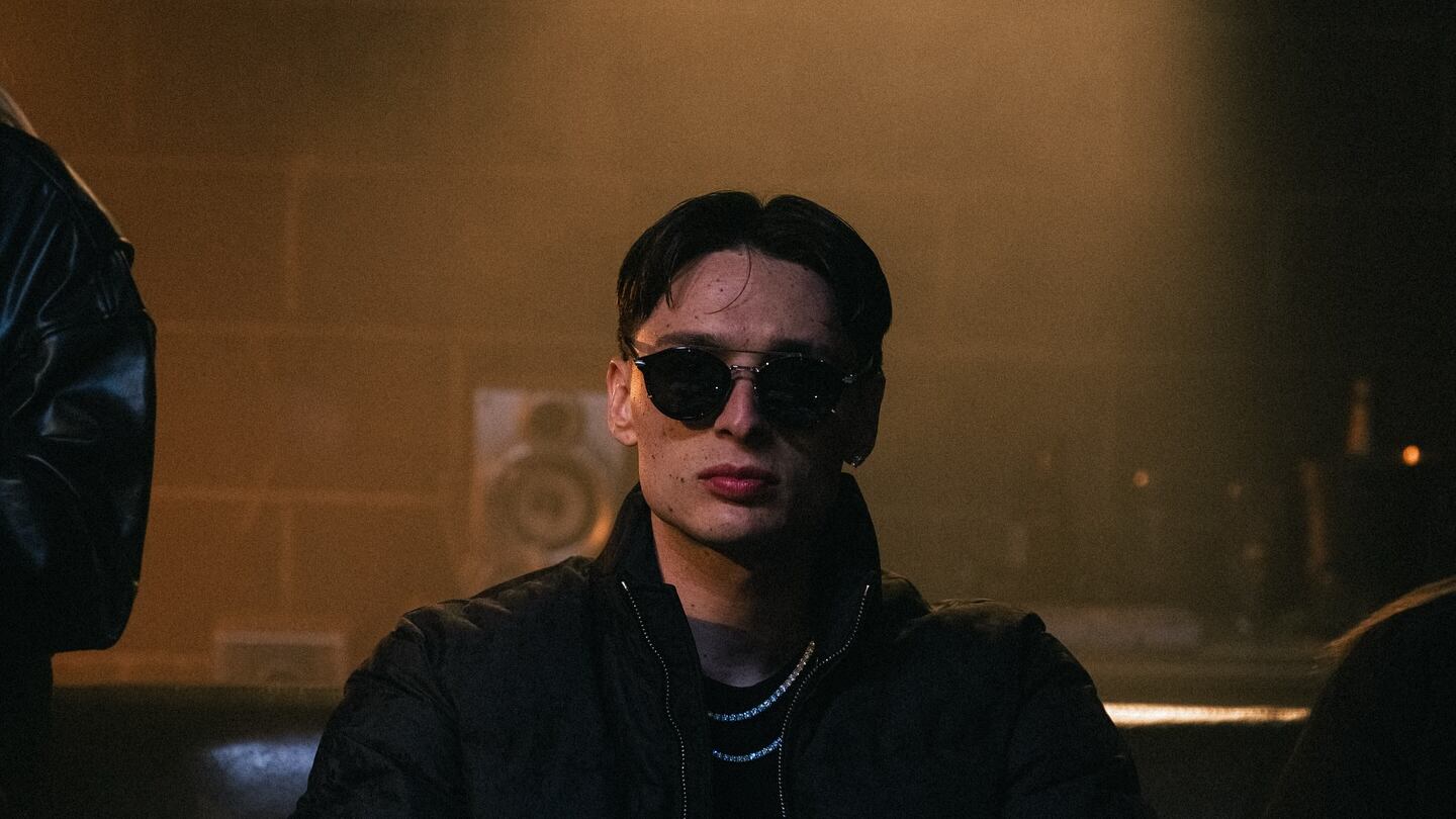 Cancelaciones, amenazas y censuras viven algunas agrupaciones y canciones por hacer apología al delito en México, algo que en Estados Unidos se considera terrorismo