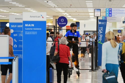 Casi 7 mil pasajeros afectados por condiciones del tiempo en Estados Unidos, informa Aerostar