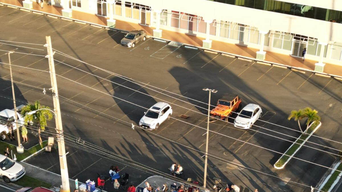 Filas para vales de placas solares