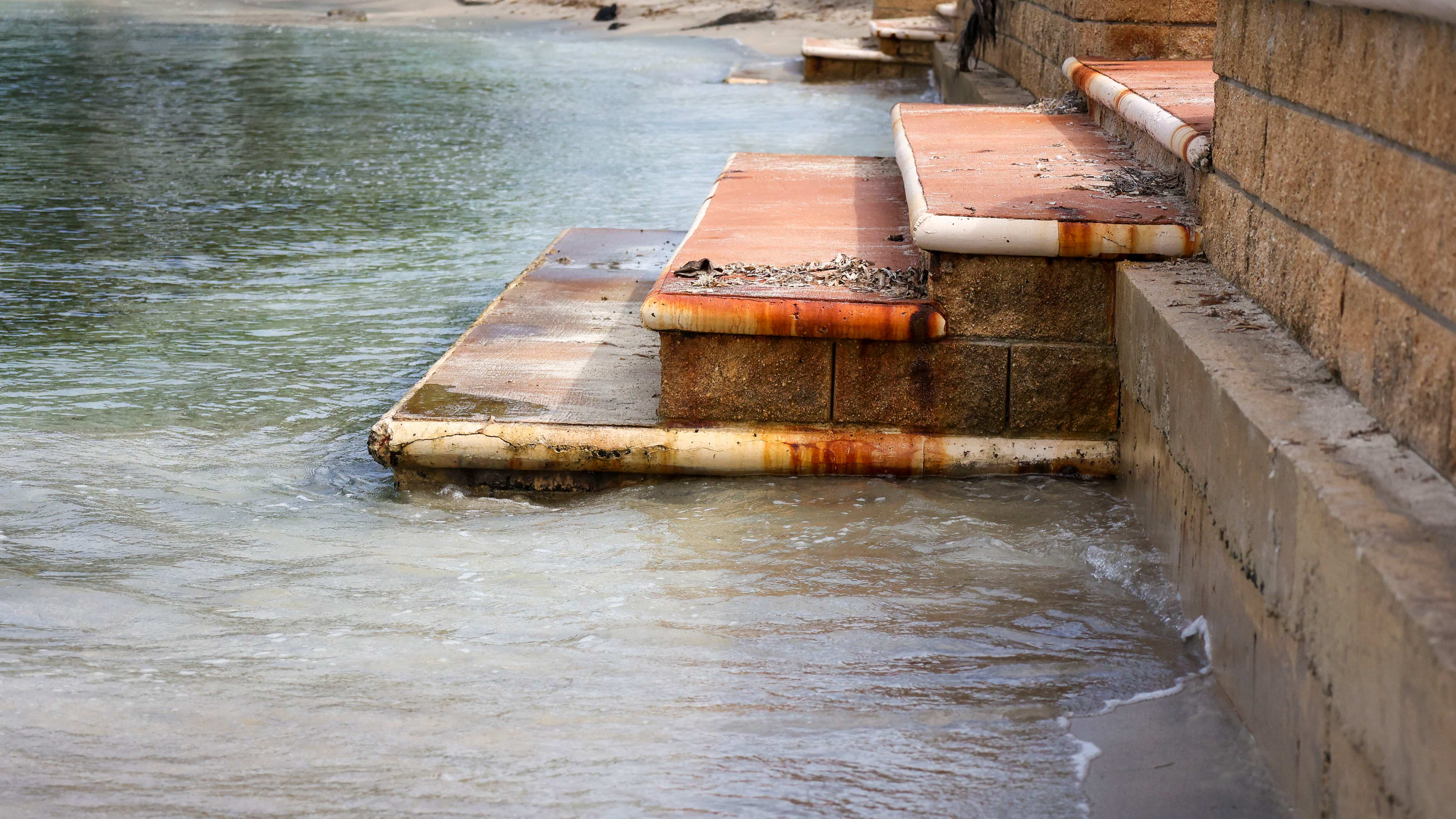 Construcción en la comunidad de Joyuda, en Cabo Rojo.