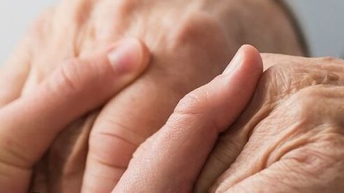 Hay una serie de bonos estatales a los cuales no es necesario postular, ya que forman parte de los programas del Subsistema Seguridades y Oportunidades del Ministerio de Desarrollo Social y Familia.