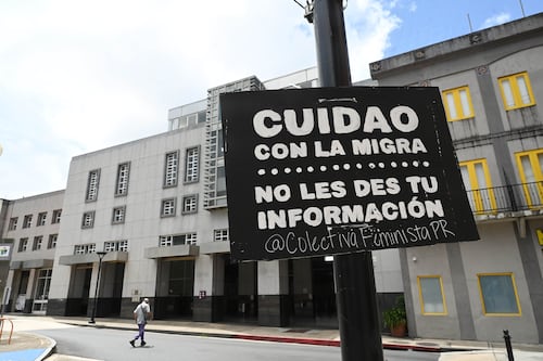 Jueza federal prohíbe traslado de inmigrante dominicano detenido en Puerto Rico