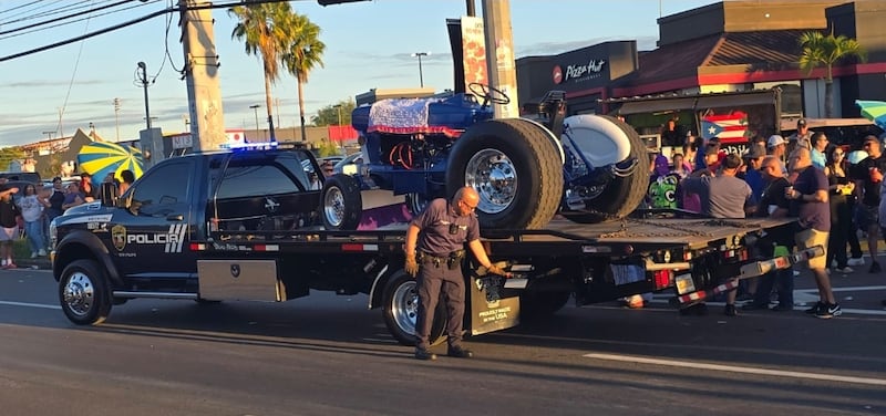 Se reportaron varios incidentes relacionados a accidentes de autos, caídas de carrozas, entre otros.