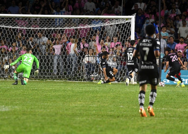 Estadio Juan Ramón Loubriel