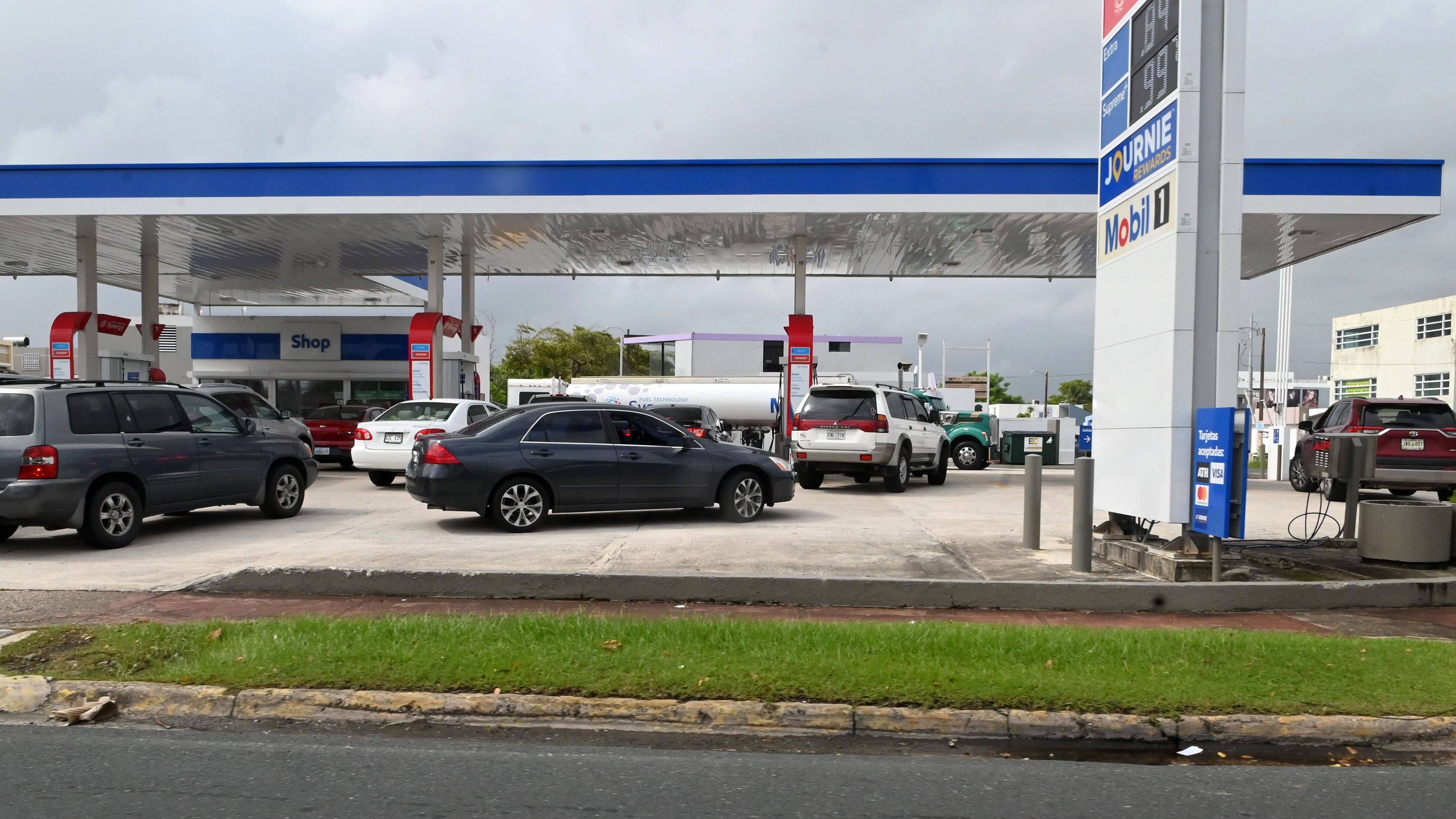 Gasolinera Tormenta