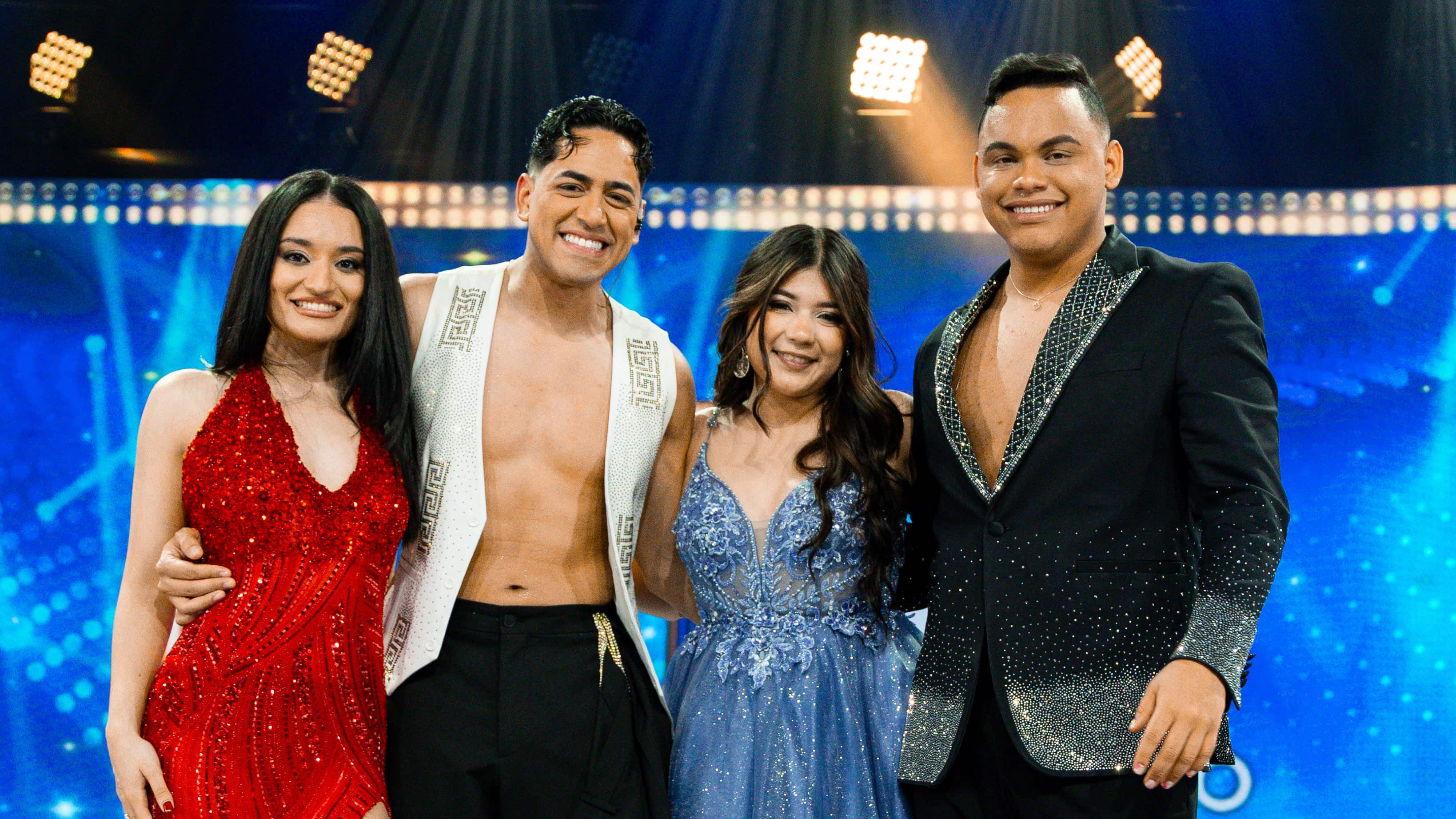 Yancy, Dio, Sheila y Cristian.